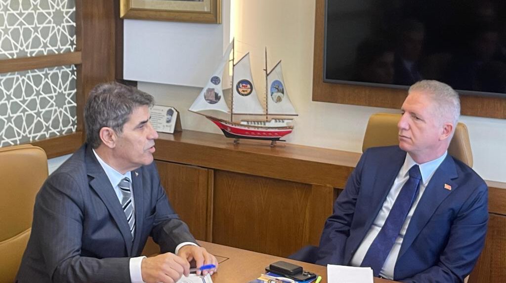 İSTANBUL VALİMİZ SAYIN DAVUT GÜL’ÜN BÖLGE BİRLİĞİMİZİ ZİYARETİ