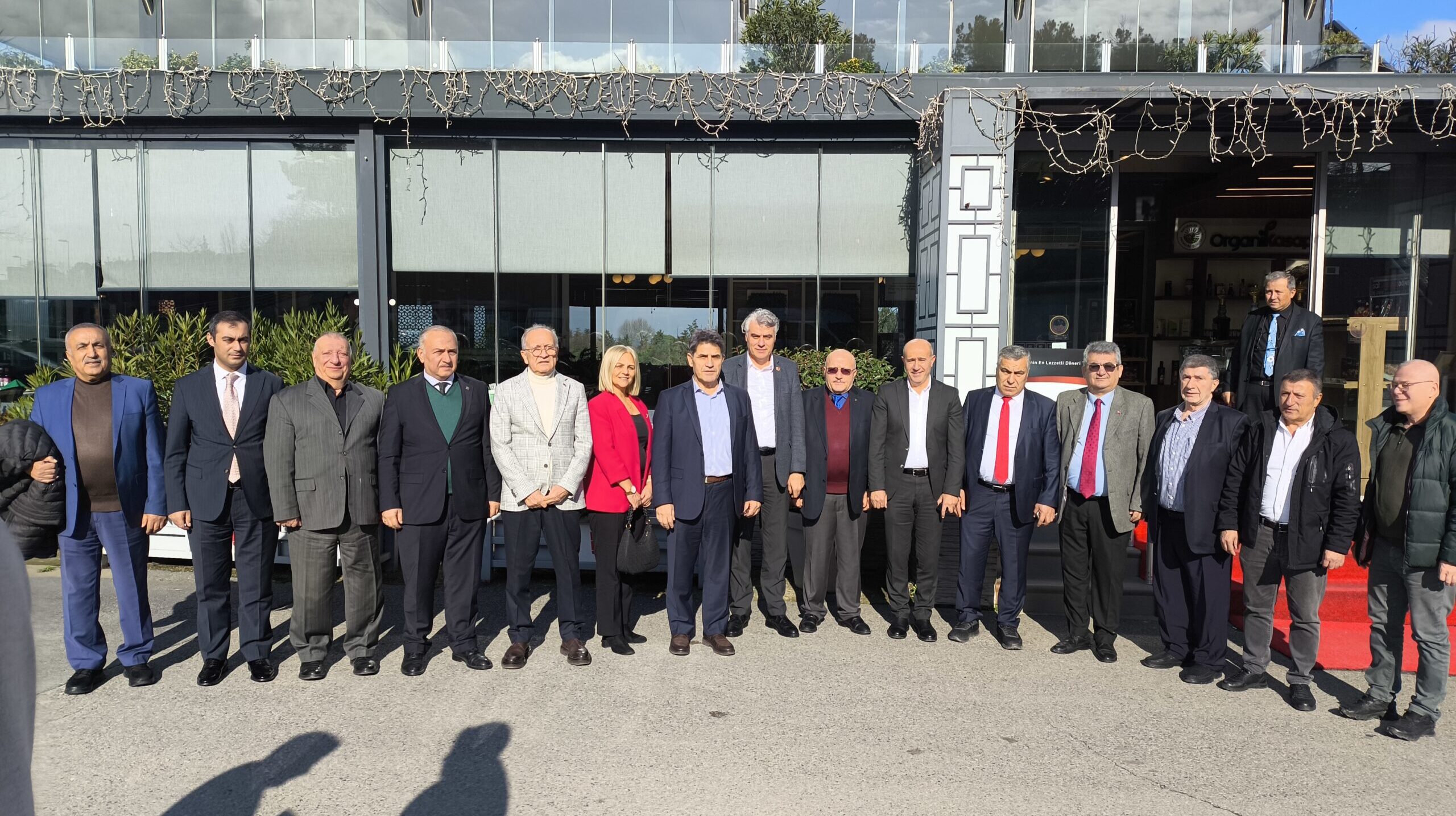 TAKSİCİLER KOOPERATİFİ BAŞKANIMIZ SAYIN MUSTAFA SİLAHYÜREKLİ’Yİ ZİYARETİMİZ