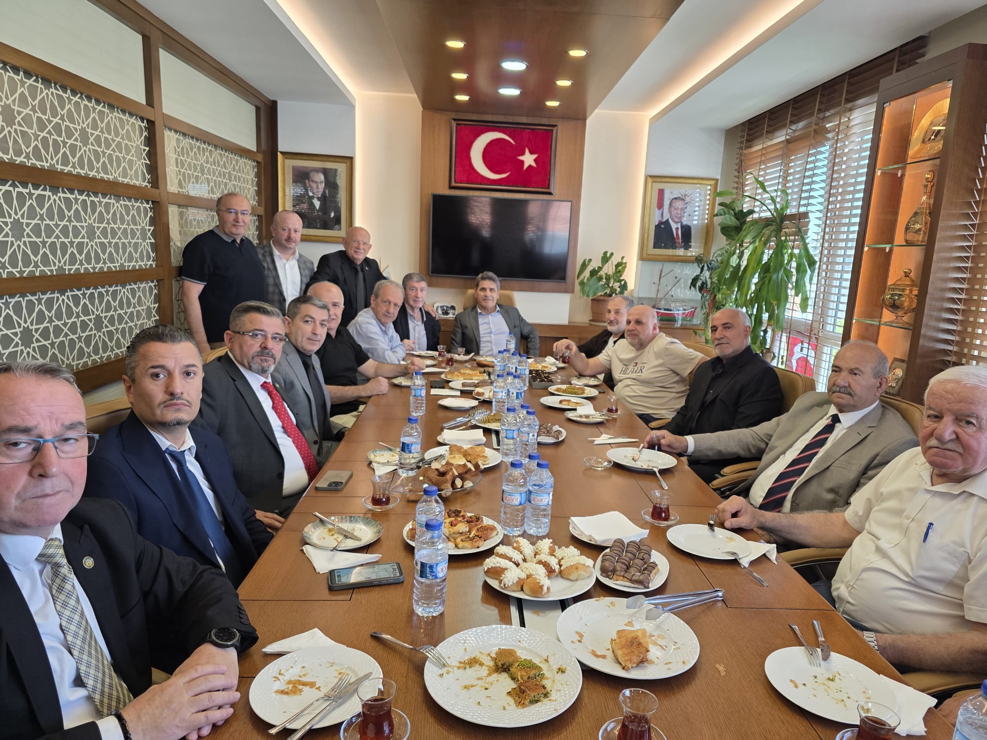 KURBAN BAYRAMIMIZ KUTLU OLSUN